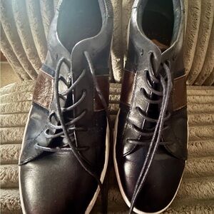 Robert Graham Two-Tone Leather Loafers